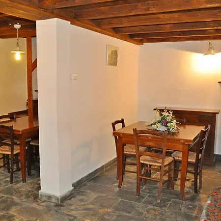 Hétvégi ház Borgo Isola Santa